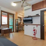 I-host 2br With Balcony Porta Romana Lejlighed Milano