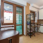 I-host 2br With Balcony Porta Romana Milano
