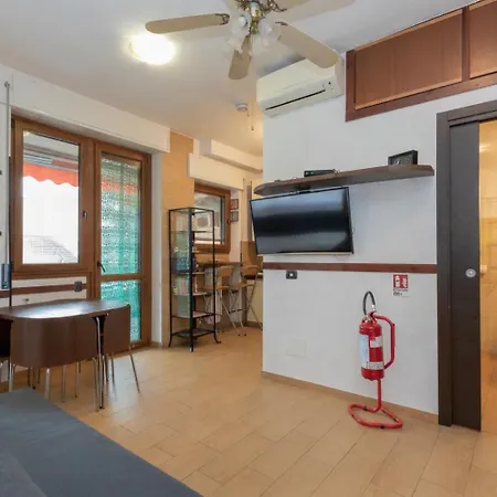 I-host 2br With Balcony Porta Romana Lejlighed Milano