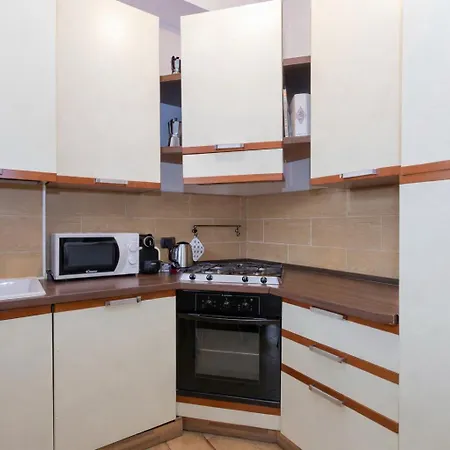 I-host 2br With Balcony Porta Romana Lejlighed